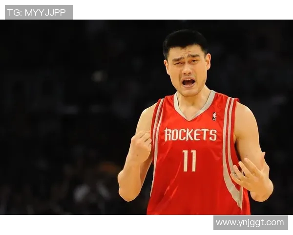 姚明回归北京南站引发球迷热潮见证篮球传奇再续辉煌