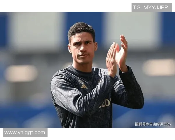 足球明星因伤病与压力考虑退赛引发广泛关注与讨论