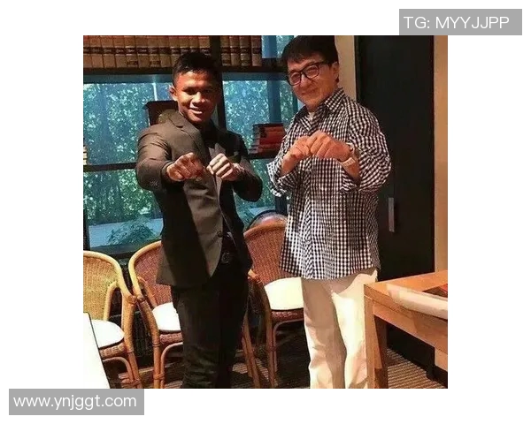 成龙与足球明星们的精彩合影瞬间展现友谊与激情的完美结合