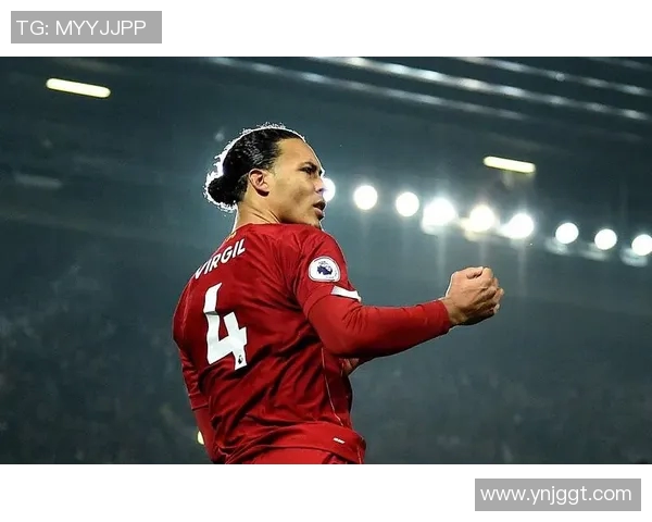 足球明星帽子风格大揭秘他们最爱的帽子类型与搭配技巧