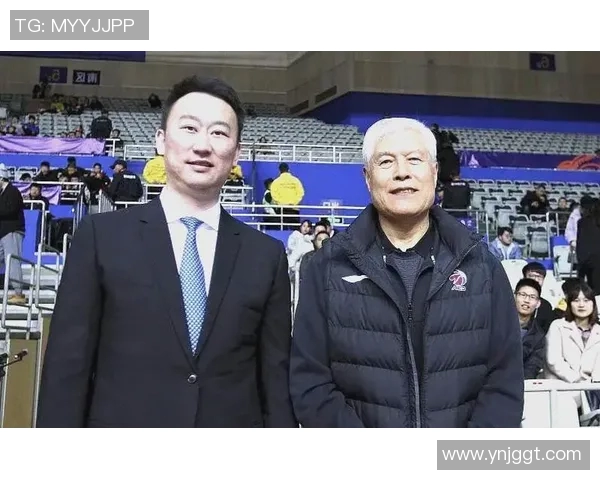 篮球明星广东队长的传奇之路与球队辉煌成就的背后故事 篮球明星广东队长的传奇之路与球队辉煌成就的背后故事